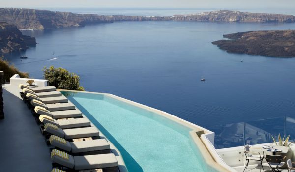 5 Private Helipad Hotels Greece Santorini Luxury Stay